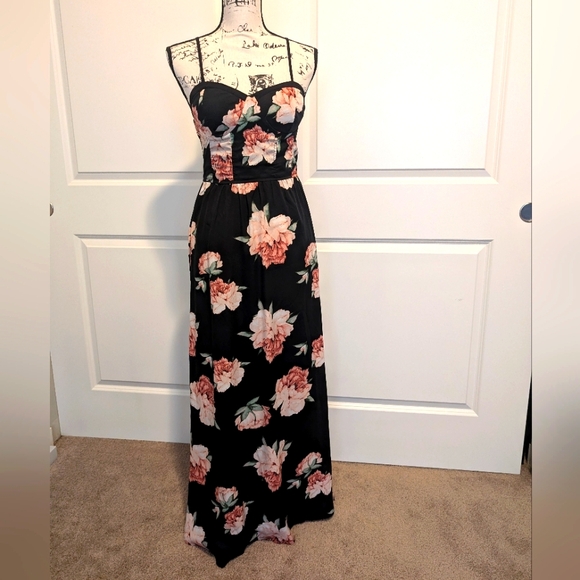 Band of Gypsies Dresses & Skirts - B.O.G. Band of Gypsies corset style dress